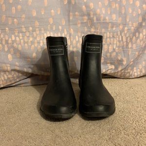 london fog rain boots (size 7)